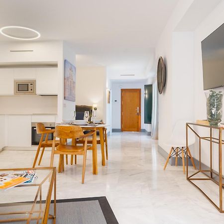 Panther Home Francos Sevilla Exteriör bild