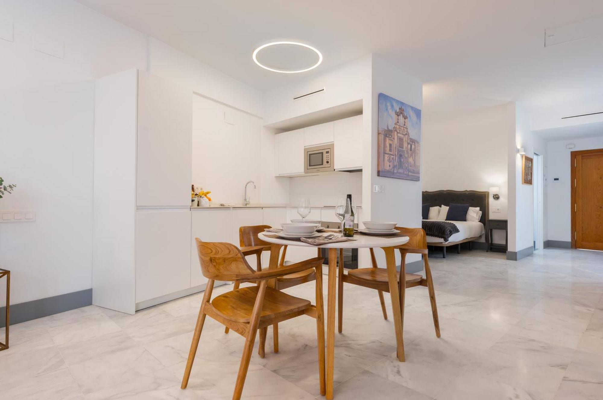 Panther Home Francos Sevilla Exteriör bild