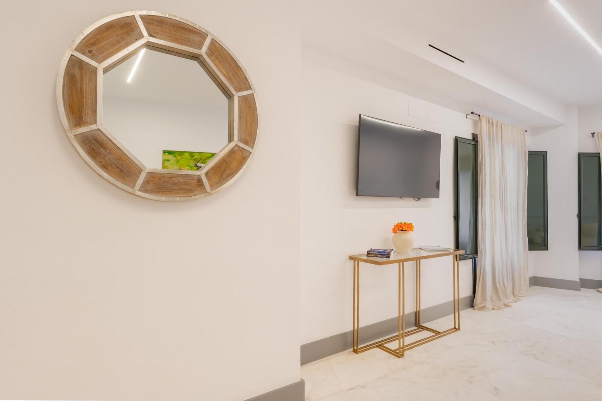 Panther Home Francos Sevilla Exteriör bild