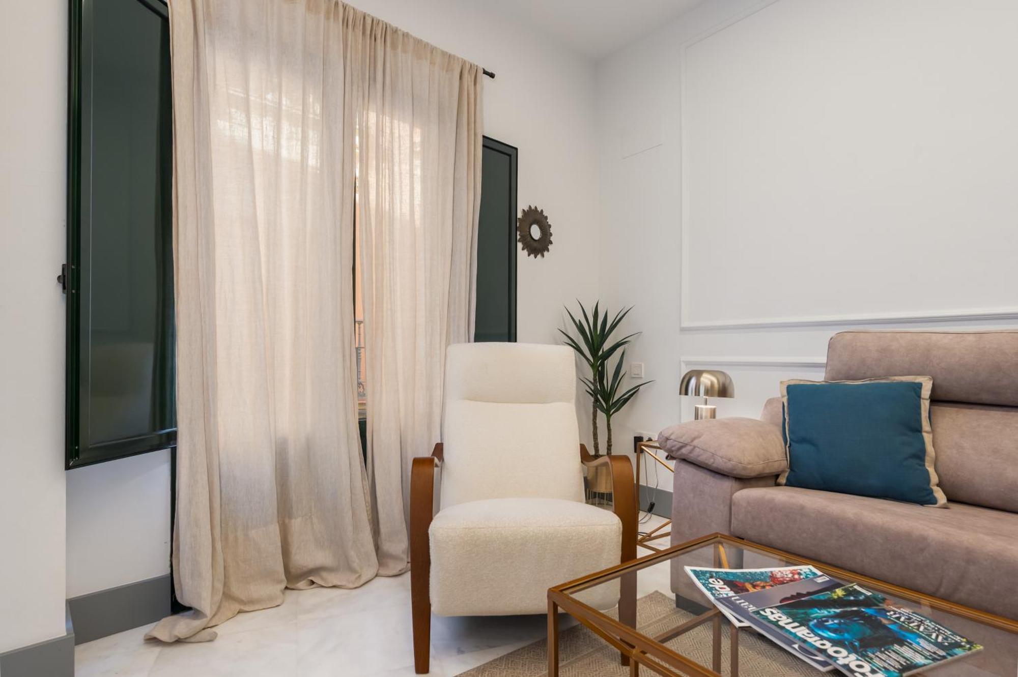 Panther Home Francos Sevilla Exteriör bild