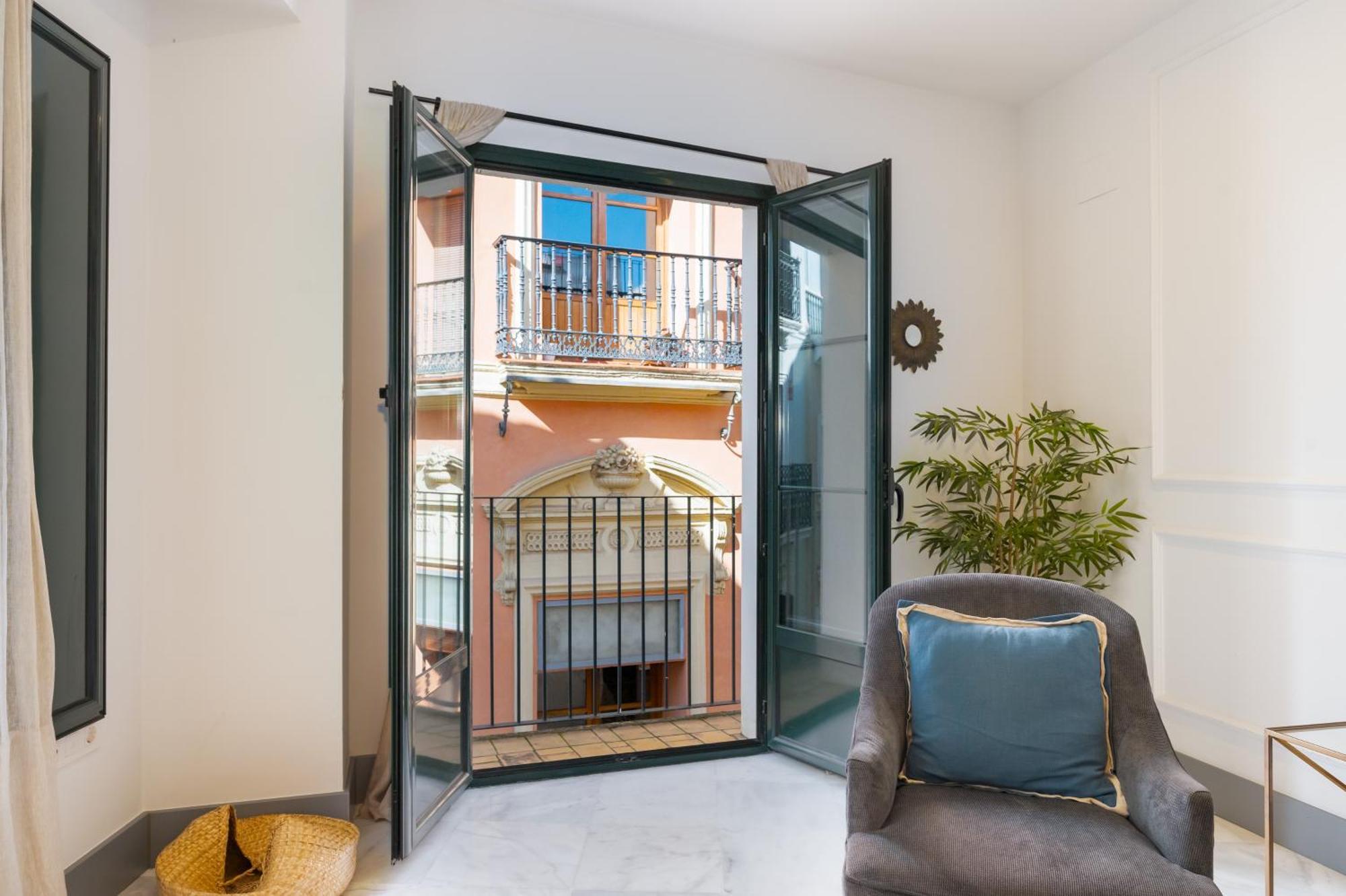 Panther Home Francos Sevilla Exteriör bild