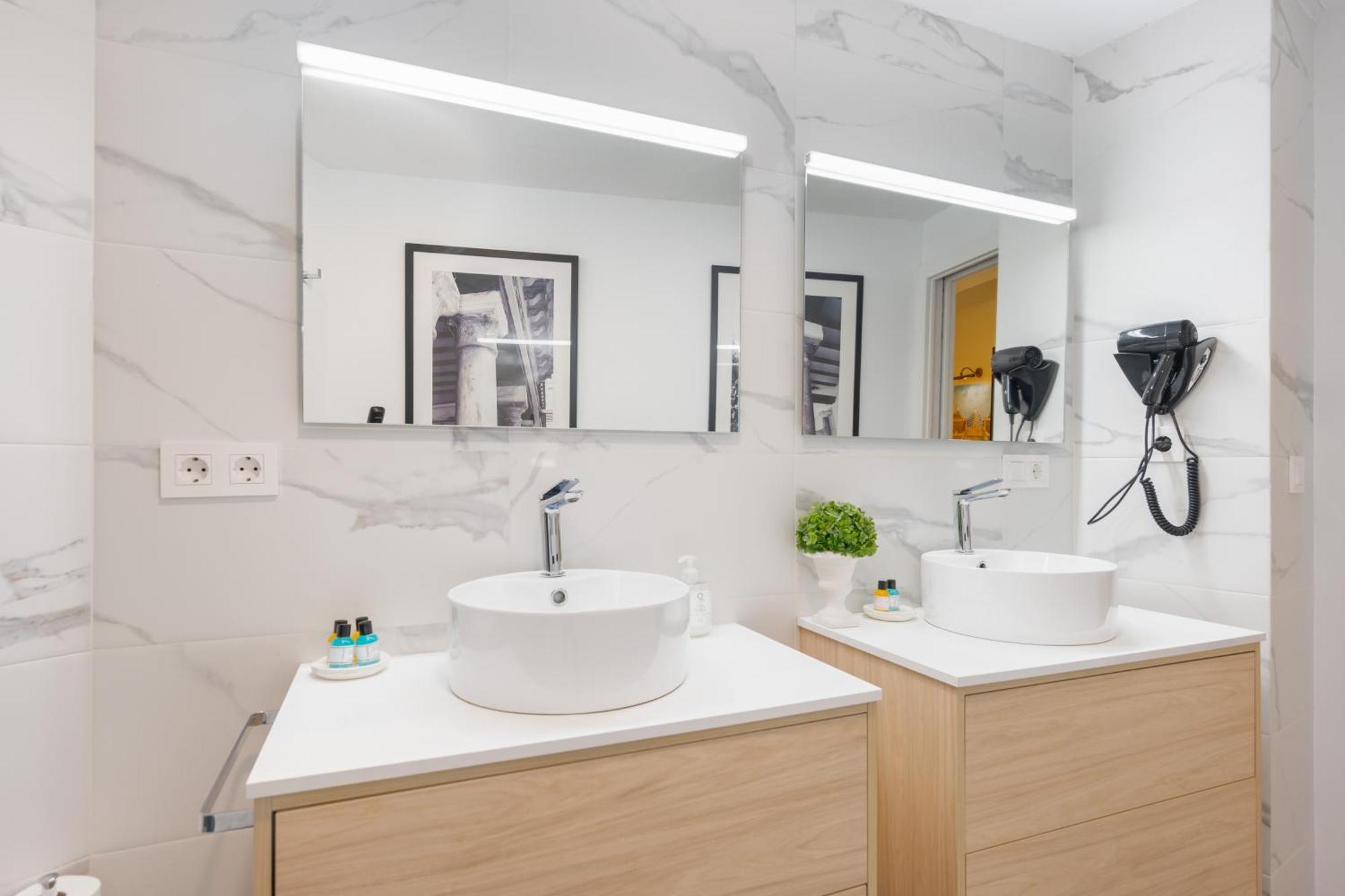 Panther Home Francos Sevilla Exteriör bild