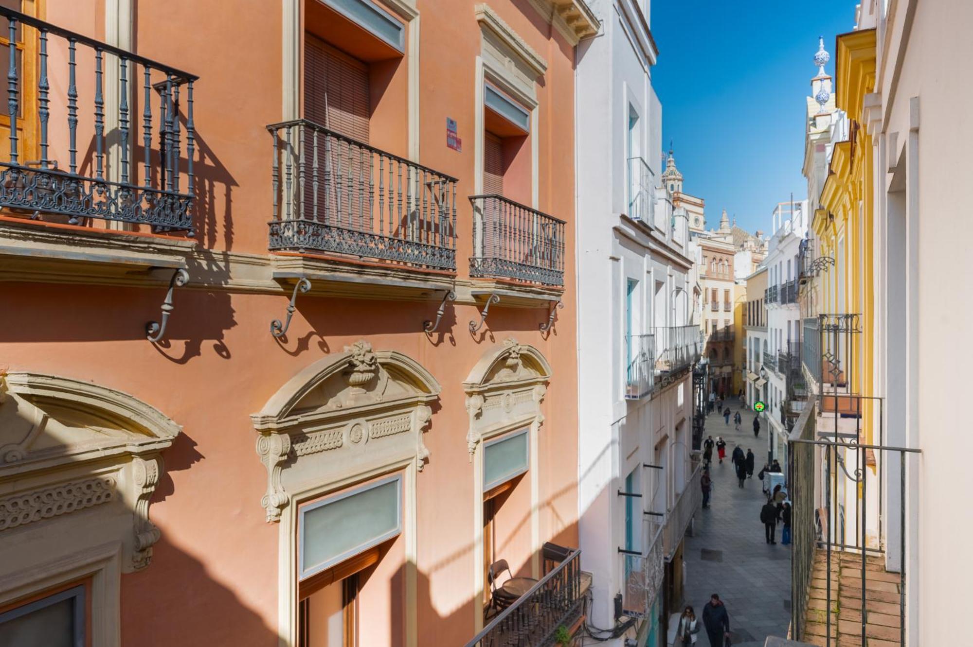 Panther Home Francos Sevilla Exteriör bild