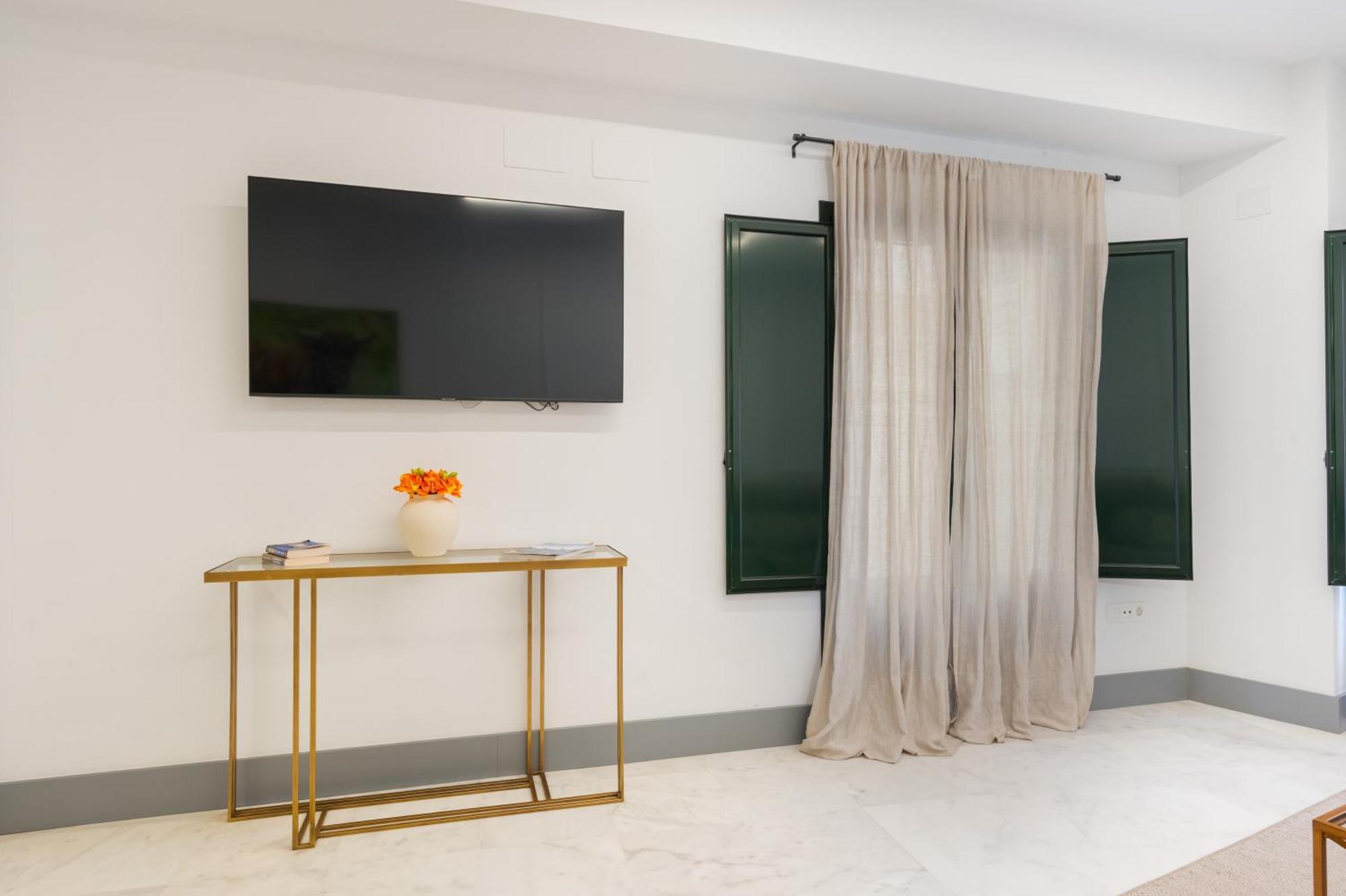Panther Home Francos Sevilla Exteriör bild